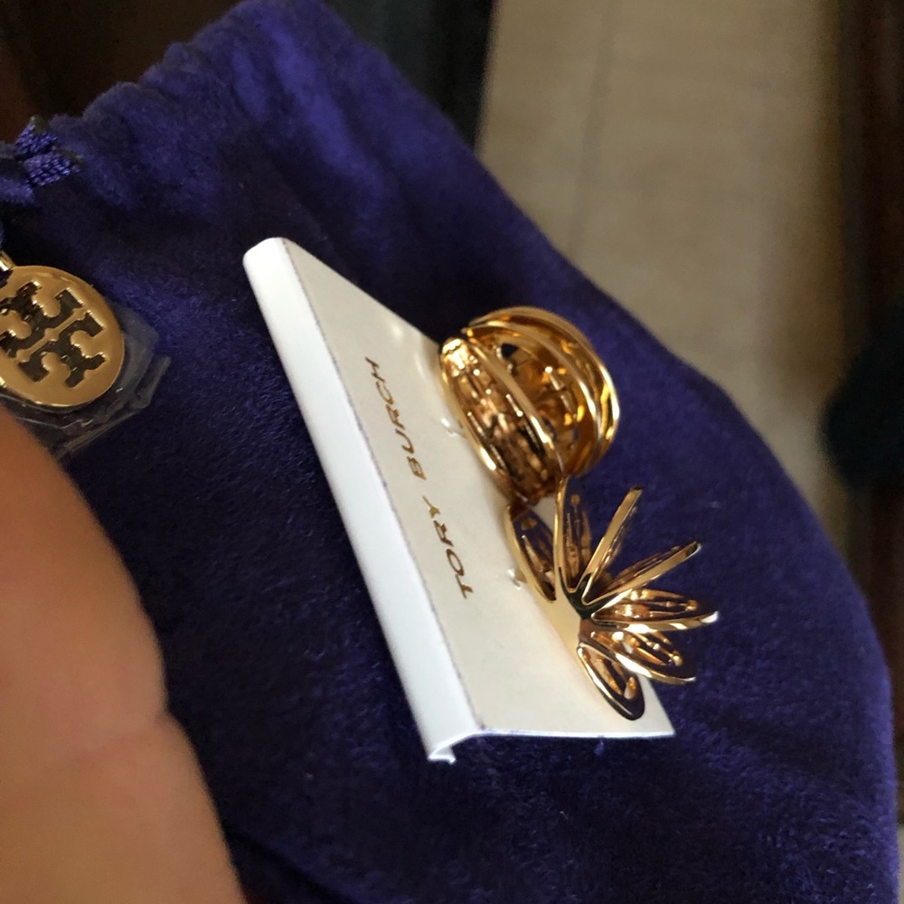 Tory burch fan earings (New) - Picture 3 of 3